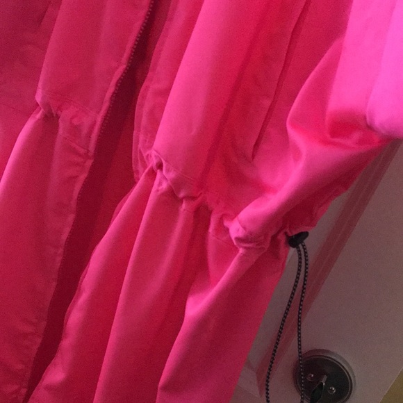 💕 Nike Pink Oversized Jacket Size L NWT 💕 - Picture 4 of 10